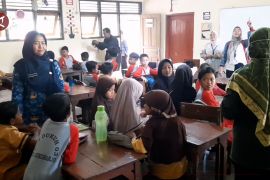 Puskesmas Sukoharjo sosialisasikan kesehatan makanan di SDN Dukuh 3