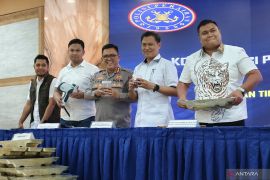 Ditpolair Polri buru pihak pengirim pasir timah ilegal di Bekasi