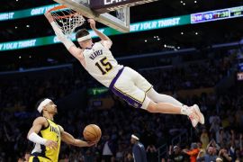 Lakers tekuk Pacers 124-117 tanpa LeBron dan Doncic