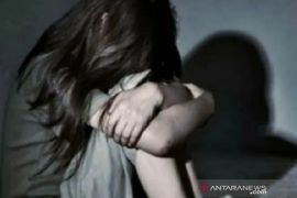 Ibu rumah tangga saksikan kekasihnya aniaya kedua anaknya