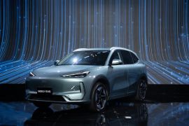 Geely EX5 disambut positif di IIMS 2025