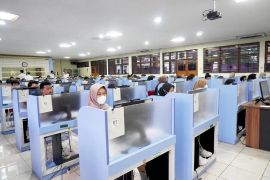 Selain SNBT, berikut 5 jalur masuk PTN 2025 yang tersedia
