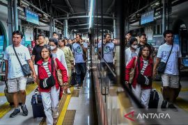KAI siapkan 3,4 juta tiket KA jarak jauh selama angkutan Lebaran