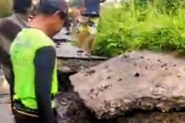 Jalan penghubung OKU Selatan alami pergeseran tanah