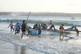 BMKG: Waspada ombak  2,5 meter di perairan Kalsel hingga 23 Desember