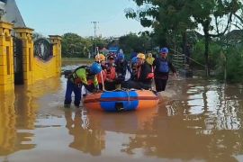 Tagana bantu penanganan daerah yang dilanda banjir di Tasikmalaya