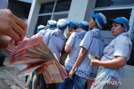 278 perusahaan rawan tak bayar THR dalam pantauan Disnakertrans DIY