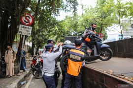 Calon Sekretaris DPRD DKI diminta jalin kedekatan dengan wali kota