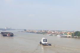 Disbudpar Sumsel perbaiki fasilitas pendukung wisata Sungai Musi