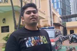 Pria paruh baya tiga kali cabuli siswi kelas 1 SMP di Jakbar