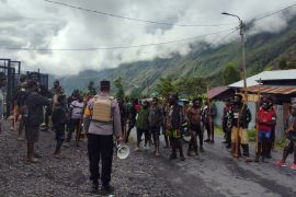 Bentrok antar kelompok kembali terjadi di Puncak Jaya 59 orang terluka