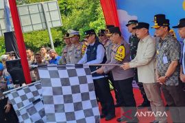 Kapolri dan dua menteri resmi buka "one way" nasional