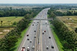 5,3 ribu kendaraan melintasi Tol Cipali per jam pada Minggu siang
