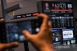 Kemarin, respons BEI terhadap tarif AS hingga percepatan IEU-CEPA