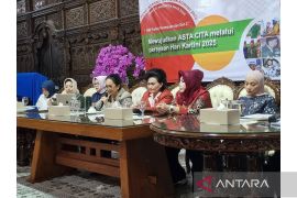 KPPPA tekankan peran perempuan kembalikan nilai luhur budaya
