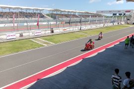 Logistik GT World Challenge Asia 2025 mulai dikirim ke Mandalika