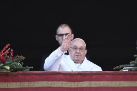 Paus Fransiskus serukan perdamaian dunia dalam pesan Paskah