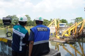 Perum Jasa Tirta I lakukan penggelontoran Bendungan Wlingi dan Lodoyo