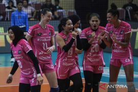 Jakarta Pertamina Enduro kalahkan Jakarta Popsivo Polwan dengan skor 3-1