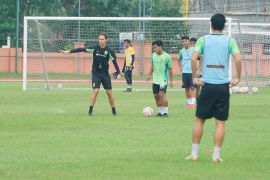 Munster siapkan pengganti Slavko untuk derbi melawan Arema FC