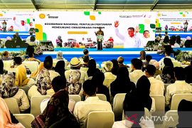 Menyatukan pasukan 