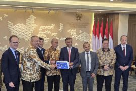 RI dan mitra internasional finalisasi pembiayaan PLTS Saguling