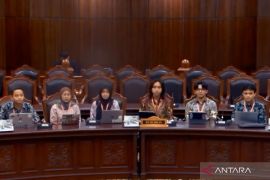 Mahasiswa minta MK larang menteri rangkap jabatan pengurus parpol