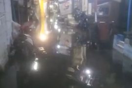 DKI kemarin, banjir rob hingga ASN wajib naik transportasi umum