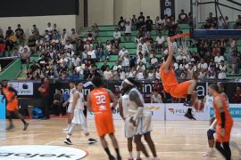 Pelita Jaya Jakarta tundukkan tuan rumah Bali United Basketball 83-74