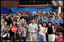 Adapundi edukasi literasi keuangan pada mahasiswa Banyuwangi