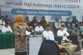 Gubernur Khofifah lepas keberangkatan JCH asal Jatim
