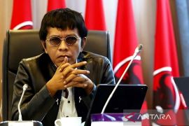 Legislator PDIP dorong potongan aplikator transportasi online 10 persen