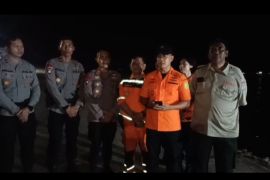 Tim SAR cari dua korban feri tenggelam di Teluk Balikpapan