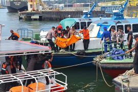 Kelasi kapal tenggelam di Perairan Penajam ditemukan meninggal