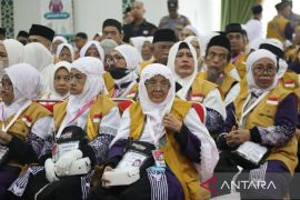 360 calon haji kloter pertama Kaltim berangkat ke Makkah