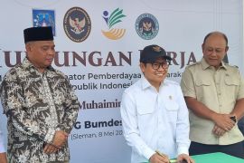 Menko PM Muhaimin resmikan operasionalisasi SPPG BUMDES Sleman