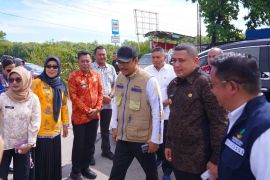 Mensos-Wali Kota Makassar tinjau kawasan Untia untuk Sekolah Rakyat