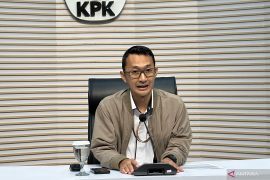 KPK usut perjanjian dan pembayaran di kasus korupsi jual beli gas