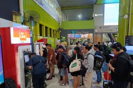 Kereta api jadi moda pilihan untuk berwisata pada libur Waisak