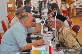 Jelang Waisak 2025, Walubi gelar pengobatan gratis bagi warga di kawasan Borobudur