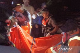 Tim SAR Belitung temukan tubuh pemancing hilang di Sungai Manggar