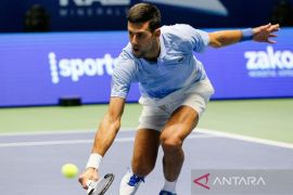 Djokovic incar perempat final saat Zverev terhenti di Shanghai Masters
