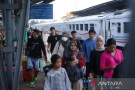 KAI Palembang: 13.065 tiket terjual untuk libur Waisak