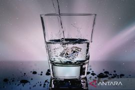 Kapan waktu terbaik minum air putih? Ini penjelasannya
