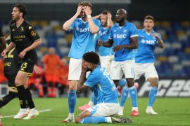 Diimbangi Genoa 2-2, Napoli gagal perlebar jarak dengan Inter Milan