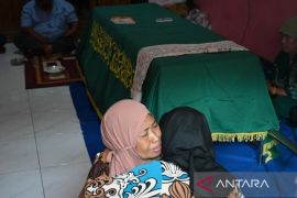 Jenazah pekerja migran meninggal di Kamboja tiba di Banyuwangi