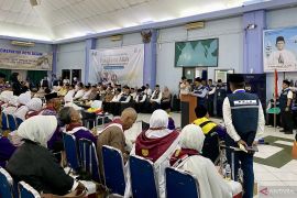 PPIH Batam: Tiga calon haji tunda berangkat karena sakit