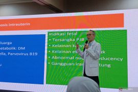 Dokter anak perluas informasi soal PJB lewat buku 101 tanya-jawab