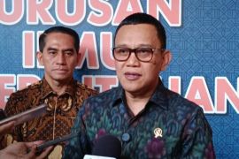 Menteri P2MI dorong Unila edukasi PMI agar berangkat secara prosedural