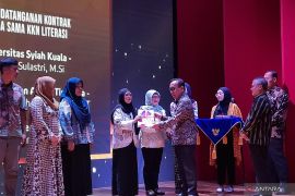 Menko PMK bagikan kisah buku pertama yang menginspirasi hidupnya